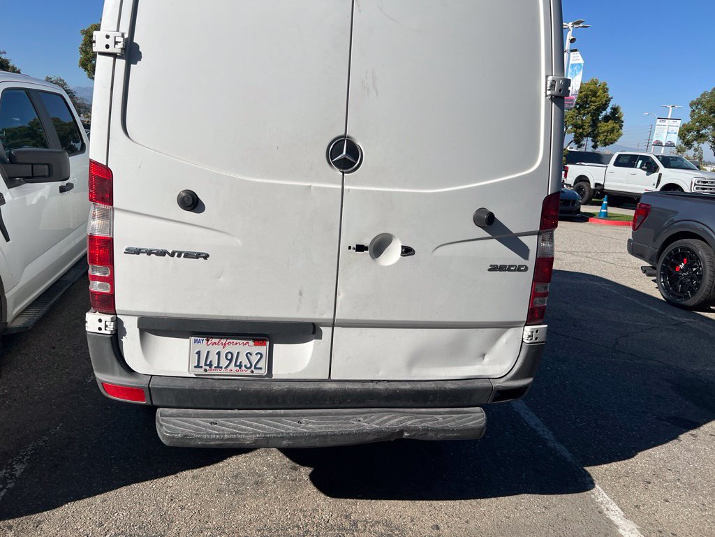 Used 2017 Mercedes-Benz Sprinter 2500 image 6