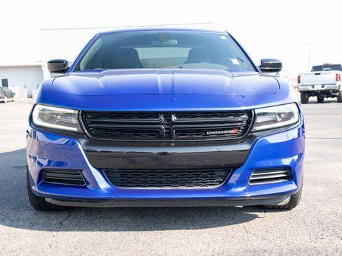 Used 2021 Dodge Charger SXT w/ Blacktop Package image 8