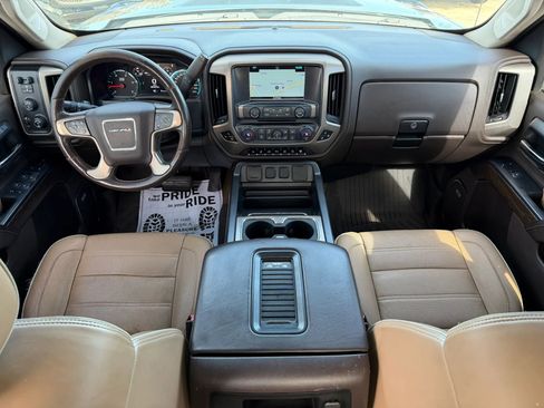 Used 2017 GMC Sierra 2500 Denali w/ Duramax Plus Package image 20