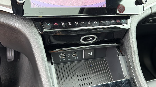 New 2027 Jeep Grand Cherokee Limited AWD/4WD image 18