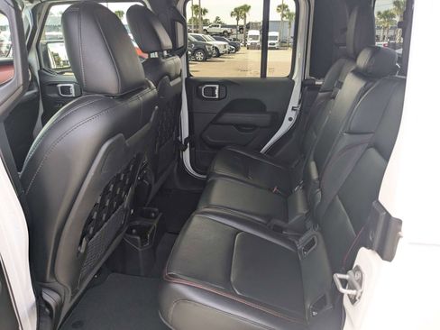 Used 2020 Jeep Gladiator Rubicon AWD/4WD image 14
