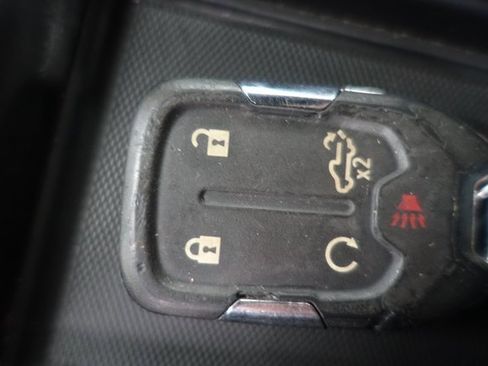 Used 2022 GMC Sierra 1500 AT4 image 16