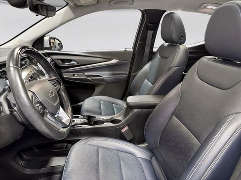 Used 2023 Chevrolet Bolt EUV Premier w/ Sun & Sound Package image 18