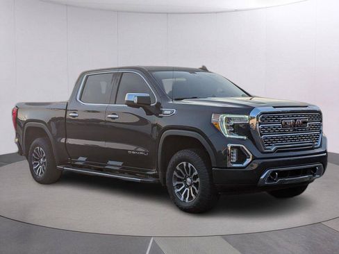 Used 2021 GMC Sierra 1500 Denali w/ Technology Package AWD/4WD image 9