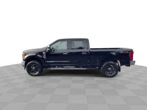 Used 2017 Ford F350 Lariat w/ Lariat Ultimate Package image 4
