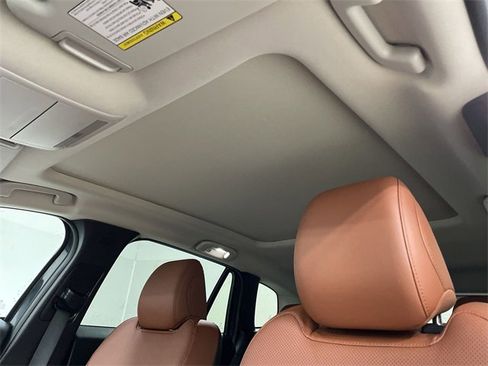 Used 2024 MAZDA CX-50 Meridian Edition image 24