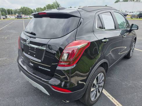 Used 2022 Buick Encore Preferred w/ Safety Package FWD image 9