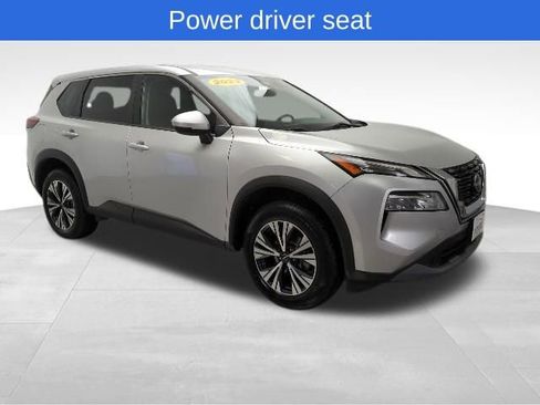 Used 2022 Nissan Rogue SV image 9