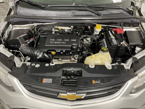 Used 2020 Chevrolet Sonic LT image 9