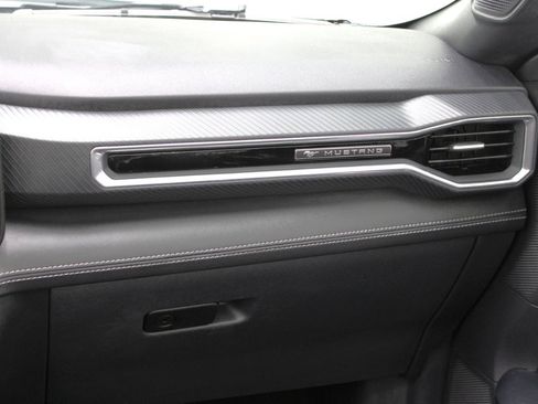 Used 2025 Ford Mustang Premium RWD image 57