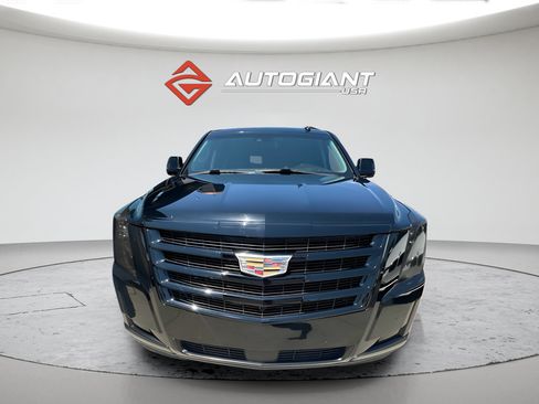 Used 2019 Cadillac Escalade ESV Premium Luxury AWD/4WD image 16