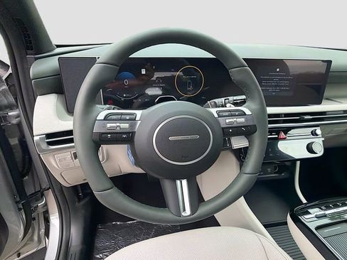 New 2026 Hyundai Tucson Limited image 11