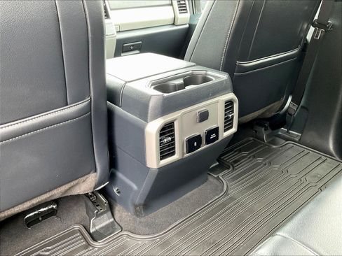 Used 2022 Ford F350 Lariat w/ Lariat Ultimate Package AWD/4WD image 11