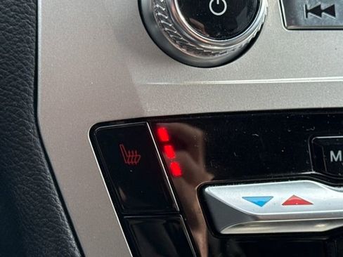 Used 2021 Ford Explorer XLT w/ Equipment Group 202A image 33