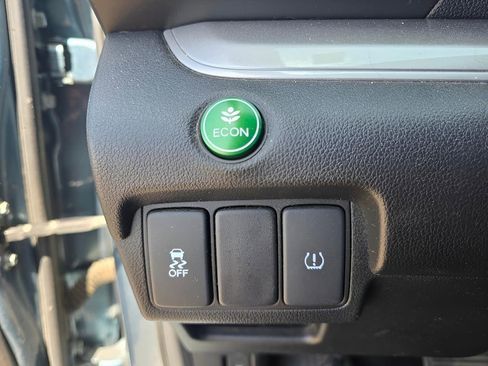 Used 2015 Honda CR-V LX image 15