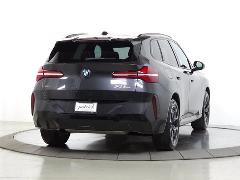 Used 2025 BMW X3 xDrive30i AWD/4WD image 11