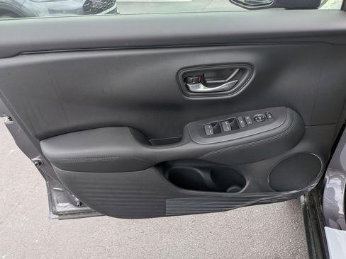 New 2026 Honda HR-V LX image 11