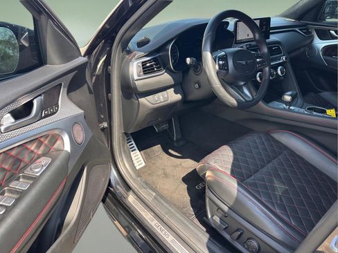 Used 2023 Genesis G70 3.3T w/ Sport Prestige Package RWD image 13