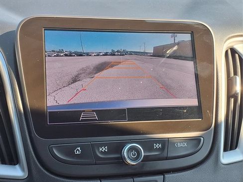 Used 2024 Chevrolet Malibu LT FWD image 11