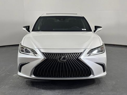 Used 2019 Lexus ES 350 Luxury w/ Accessory Package 2 image 2