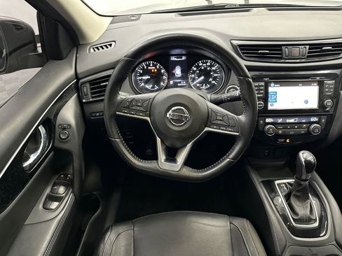 Used 2018 Nissan Rogue Sport SL image 22