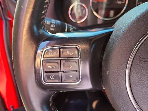 Certified 2017 Jeep Wrangler Unlimited Rubicon image 29