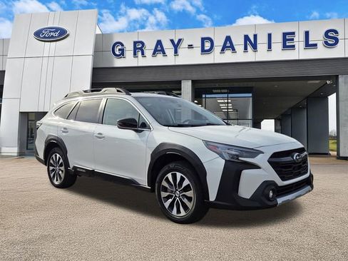 Used 2023 Subaru Outback Limited AWD/4WD image 1