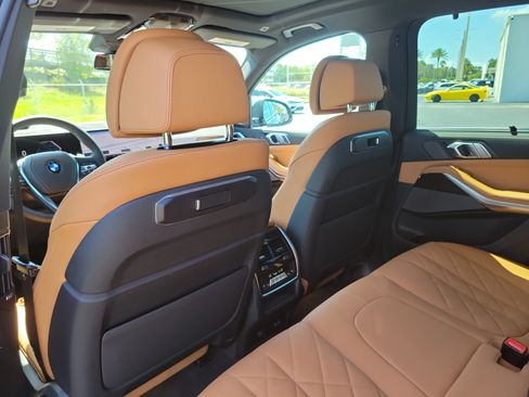 New 2026 BMW X5 sDrive40i w/ Climate Comfort Package RWD image 9