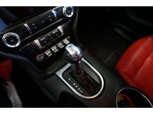 Used 2022 Ford Mustang GT RWD image 18