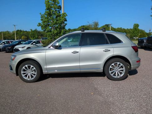 Used 2016 Audi Q5 2.0T Premium Plus w/ Technology Package AWD/4WD image 3