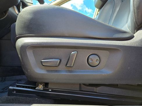 Used 2021 Nissan Rogue SL w/ Premium Package AWD/4WD image 18