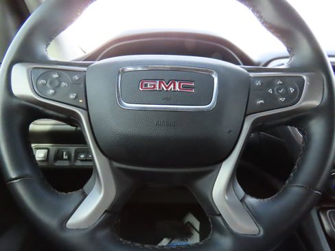 Used 2023 GMC Acadia AT4 w/ Technology Package image 30