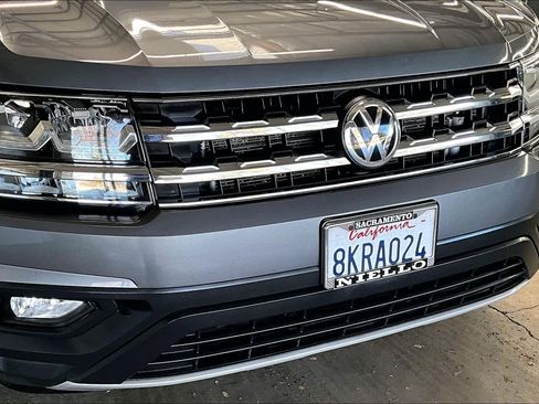 Used 2019 Volkswagen Atlas SE w/ Towing Package image 32