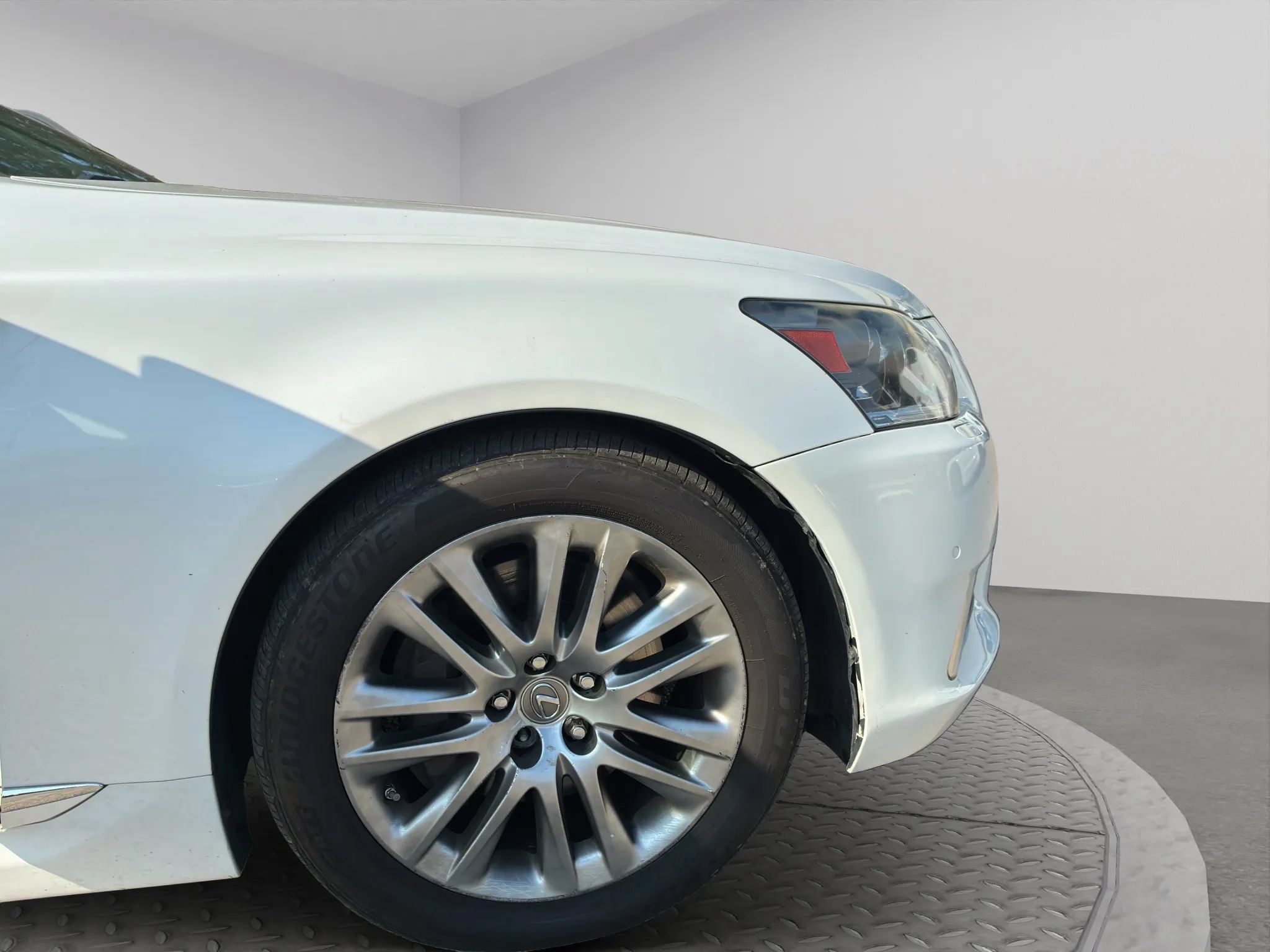 Used 2013 Lexus LS 460 AWD w/ Comfort Pkg image 28