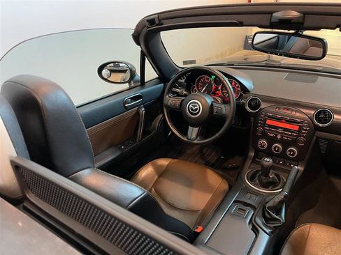 Used 2014 MAZDA MX-5 Miata Grand Touring w/ Premium Package image 60