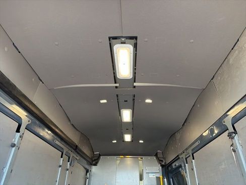 Used 2020 Ford Transit 250 148 High Roof Extended image 14