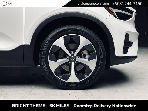 Used 2025 Volvo XC40 B5 Core w/ Protection Package Premier AWD/4WD image 44