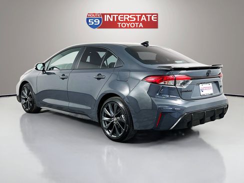 Certified 2025 Toyota Corolla XSE FWD image 5