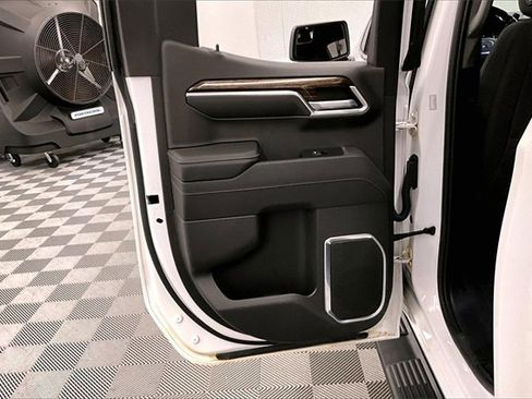 Used 2022 GMC Sierra 1500 Elevation image 19