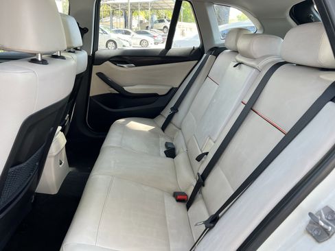 Used 2015 BMW X1 xDrive28i image 10