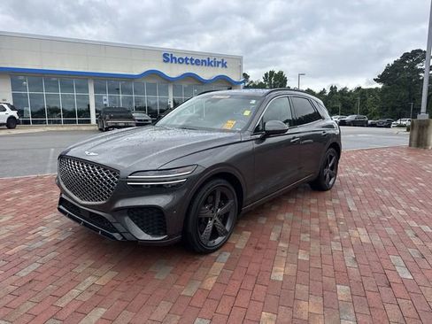 Used 2024 Genesis GV70 3.5T Sport w/ Sport Prestige Package AWD/4WD image 1