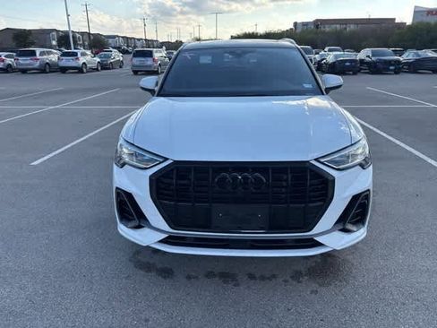 Used 2023 Audi Q3 2.0T Premium Plus w/ Premium Plus Package image 8