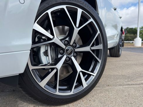 New 2026 Audi Q3 quattro 2.0T image 5