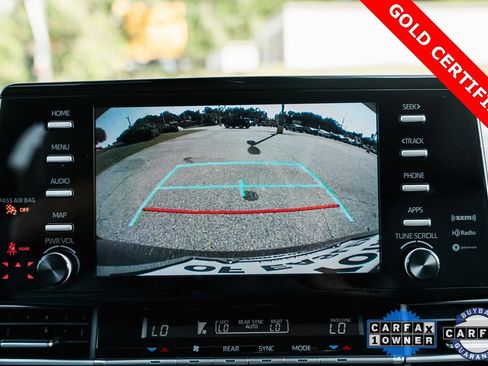 Certified 2021 Toyota Sienna XLE image 22