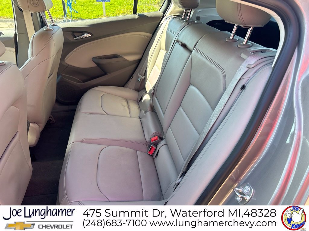 Used 2017 Chevrolet Cruze Premier FWD image 13