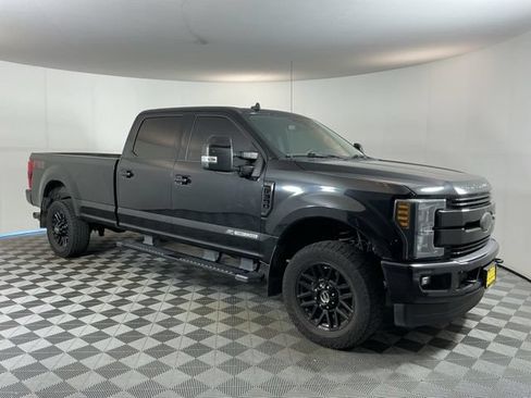Used 2019 Ford F350 Lariat w/ Lariat Ultimate Package AWD/4WD image 3