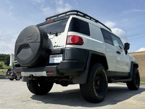 Used 2010 Toyota FJ Cruiser 4WD image 12