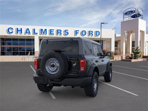 New 2025 Ford Bronco 4-Door image 8