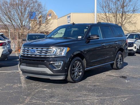 Used 2020 Ford Expedition Limited image 3