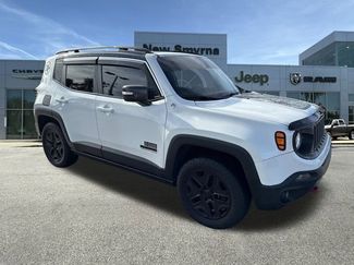 Used 2017 Jeep Renegade Trailhawk image 1